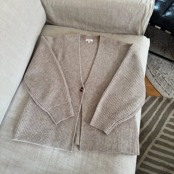 Nordstrom One-Button V-Neck Rib Cardigan - Picture 5 of 11